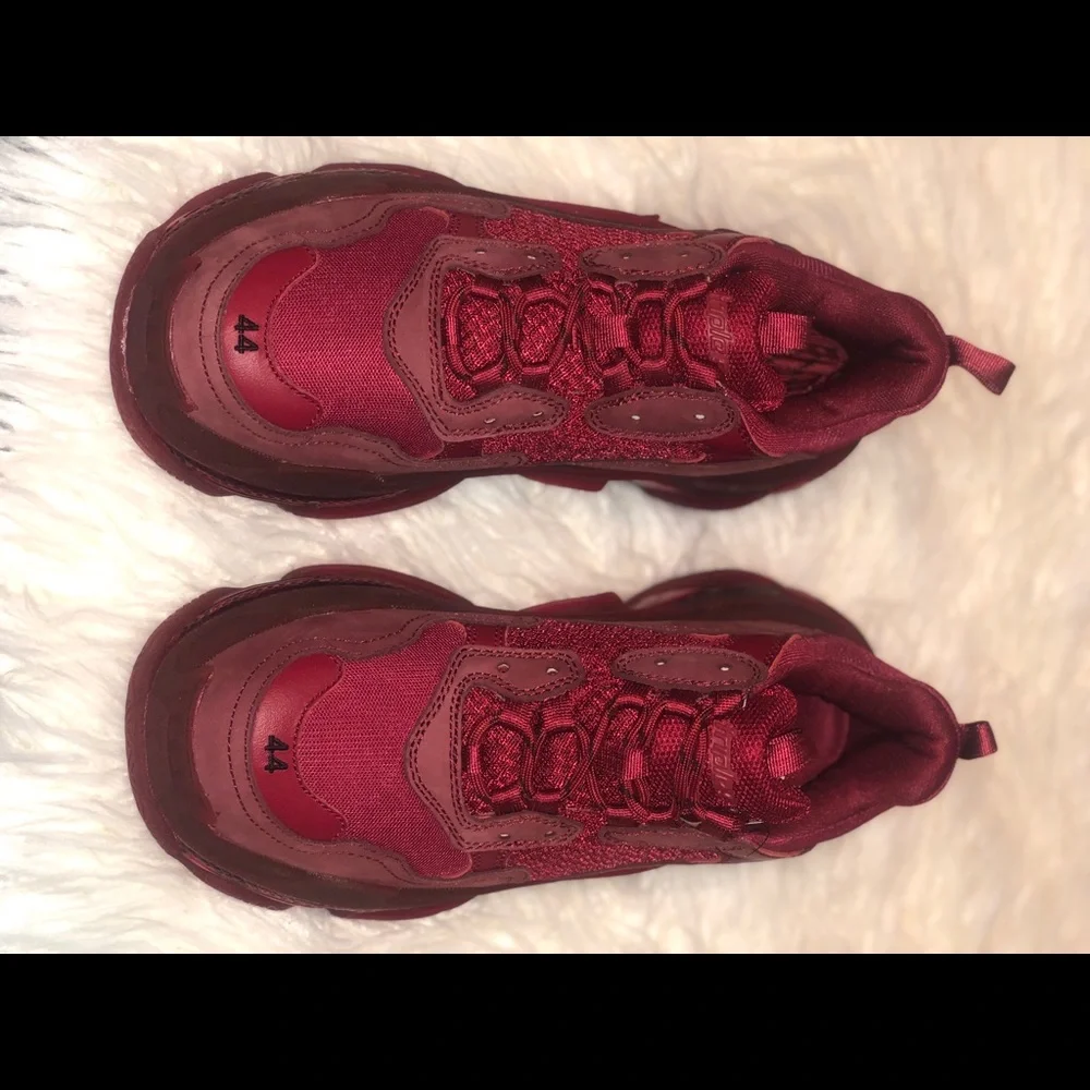 Balenciaga Triple S clear Sole Sneakers - Picture 2 of 5